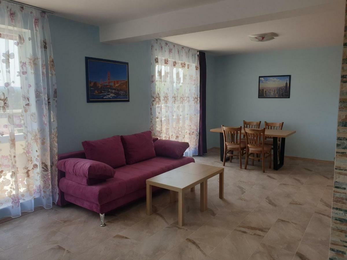 Hiora Apartments Vasiliko Tsarevo Eksteriør bilde