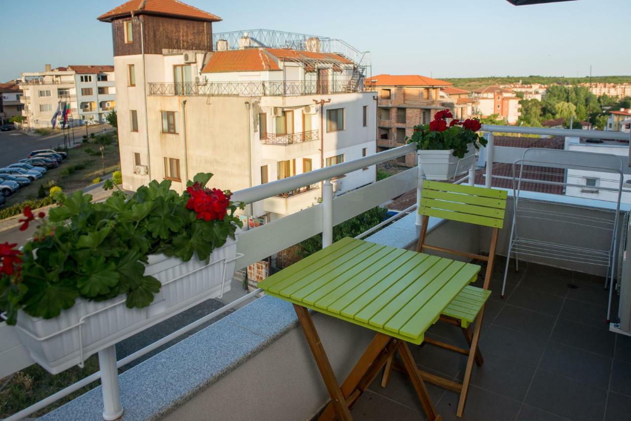 Hiora Apartments Vasiliko Tsarevo Eksteriør bilde