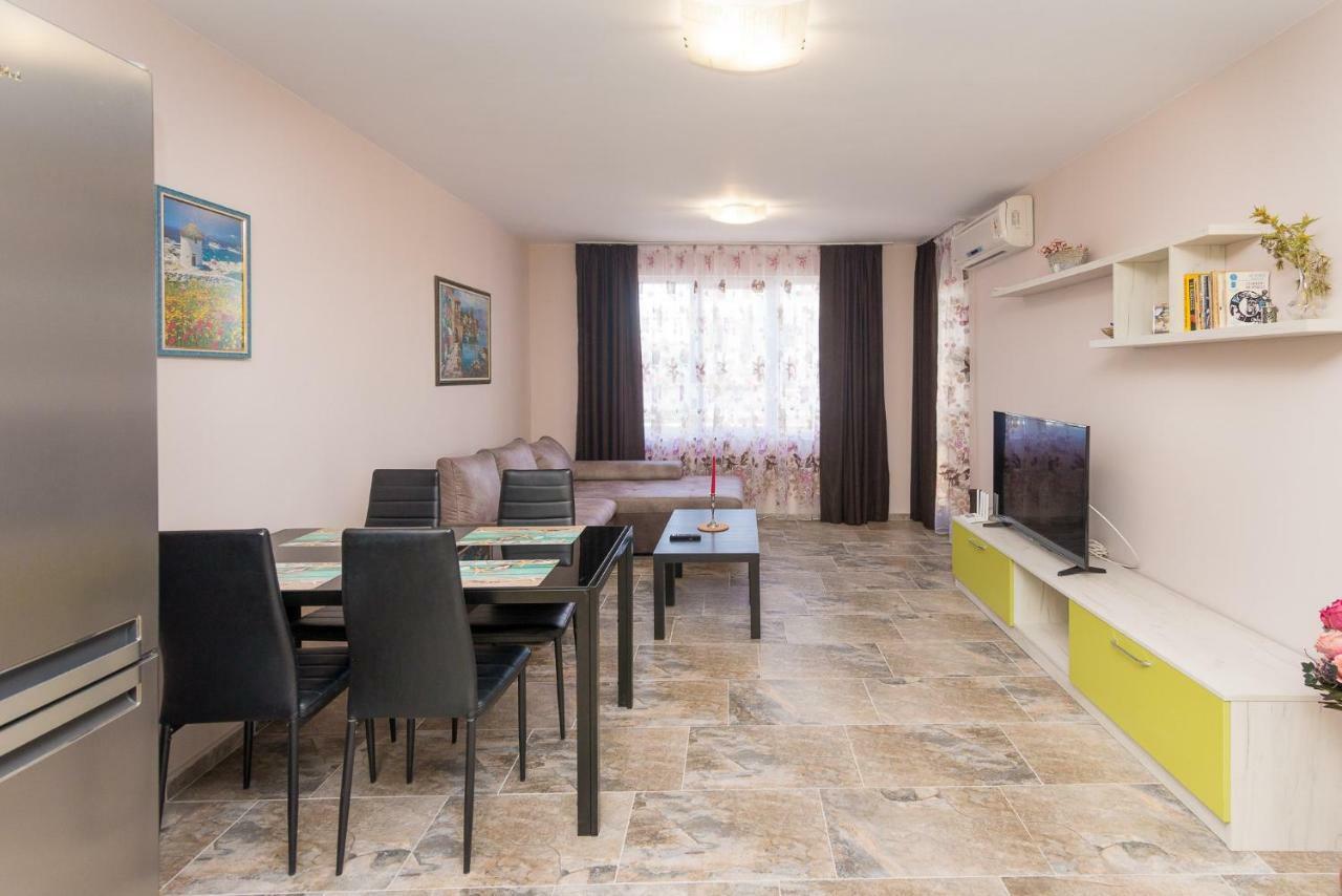 Hiora Apartments Vasiliko Tsarevo Eksteriør bilde